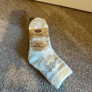 X Clear Creek Cabin Socks - Infused w Aloe Vera